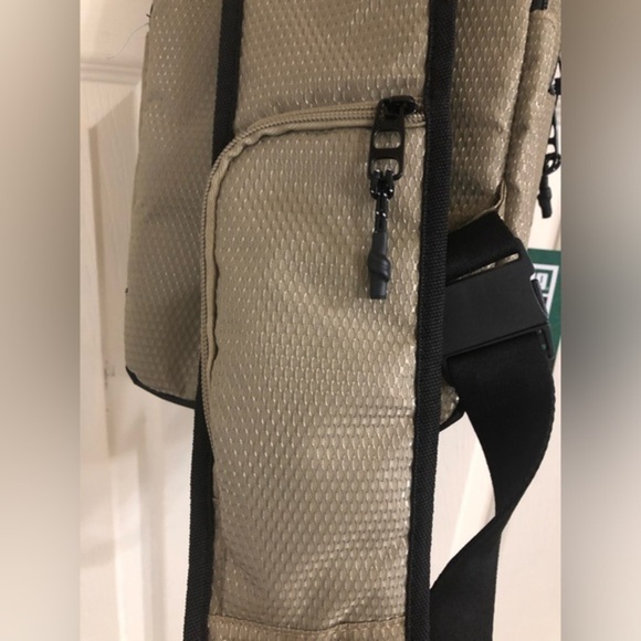 Puma waffle‎ textured olive green & black sling unisex backpack bag new - Picture 8 of 13